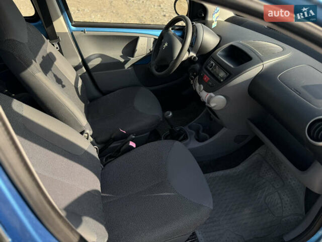 Синий Пежо 107, объемом двигателя 1 л и пробегом 242 тыс. км за 3900 $, фото 6 на Automoto.ua