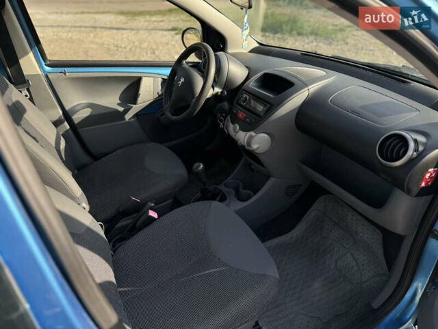 Синий Пежо 107, объемом двигателя 1 л и пробегом 242 тыс. км за 3900 $, фото 7 на Automoto.ua