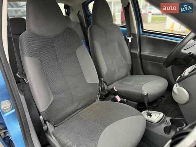 Синий Пежо 107, объемом двигателя 1 л и пробегом 197 тыс. км за 3999 $, фото 12 на Automoto.ua