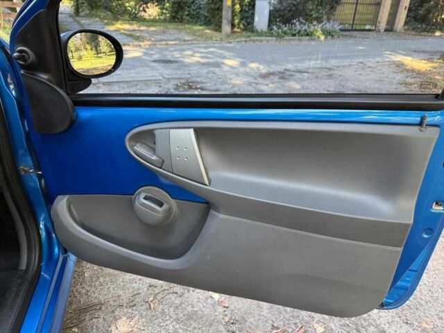 Синий Пежо 107, объемом двигателя 1 л и пробегом 207 тыс. км за 4490 $, фото 15 на Automoto.ua