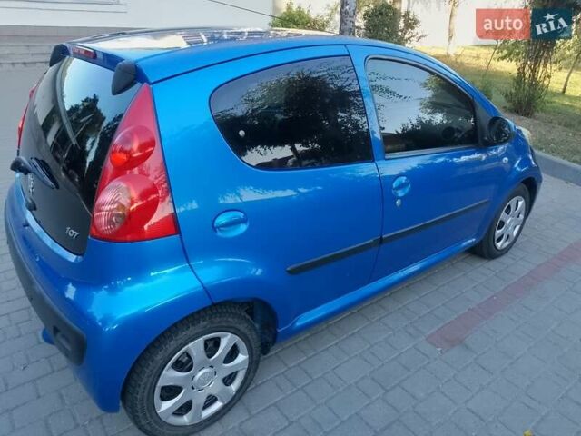 Синий Пежо 107, объемом двигателя 1 л и пробегом 114 тыс. км за 5300 $, фото 2 на Automoto.ua