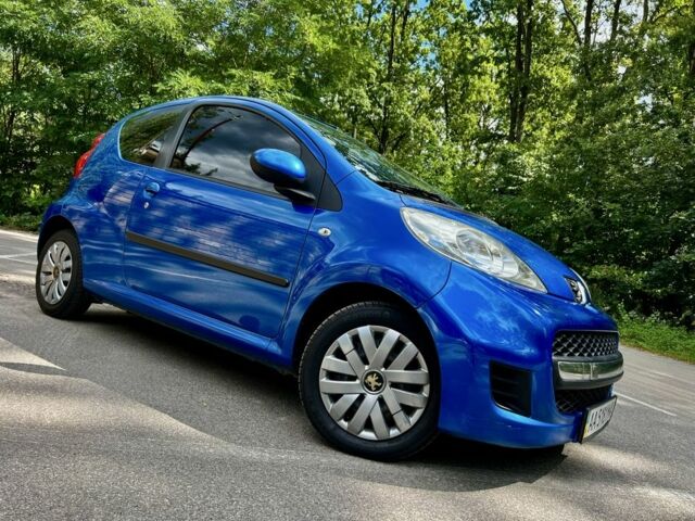 Синій Пежо 107, об'ємом двигуна 1 л та пробігом 186 тис. км за 5000 $, фото 2 на Automoto.ua