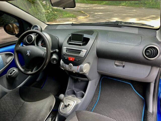 Синій Пежо 107, об'ємом двигуна 1 л та пробігом 186 тис. км за 5000 $, фото 15 на Automoto.ua