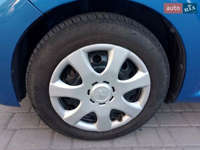 Синий Пежо 107, объемом двигателя 1 л и пробегом 114 тыс. км за 5300 $, фото 3 на Automoto.ua