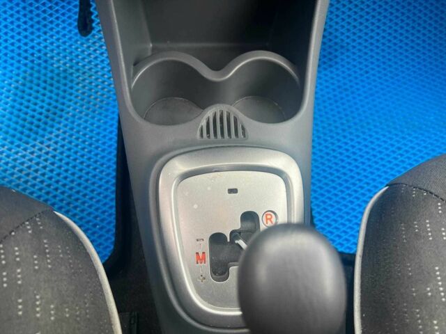 Синий Пежо 107, объемом двигателя 1 л и пробегом 96 тыс. км за 5440 $, фото 21 на Automoto.ua