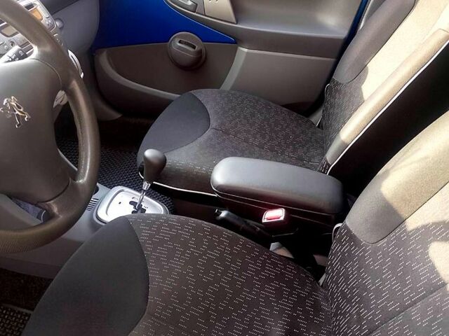 Синий Пежо 107, объемом двигателя 1 л и пробегом 180 тыс. км за 5500 $, фото 5 на Automoto.ua