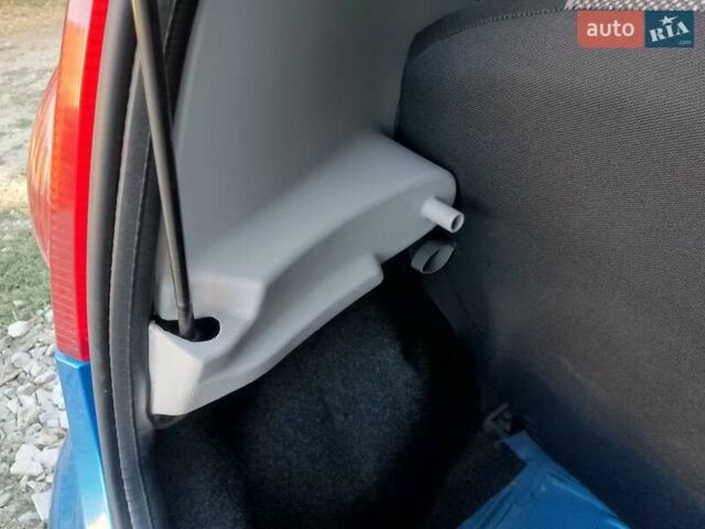 Синий Пежо 107, объемом двигателя 1 л и пробегом 114 тыс. км за 5300 $, фото 22 на Automoto.ua