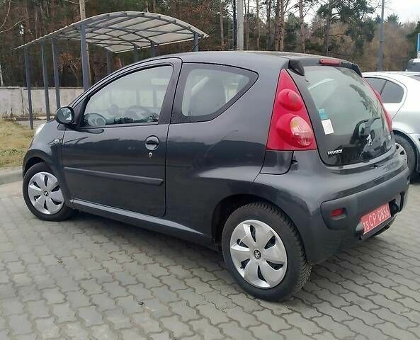 Зеленый Пежо 107, объемом двигателя 1 л и пробегом 110 тыс. км за 4500 $, фото 3 на Automoto.ua