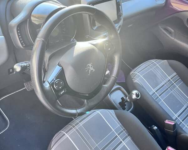 Фіолетовий Пежо 108, об'ємом двигуна 1 л та пробігом 63 тис. км за 9200 $, фото 7 на Automoto.ua