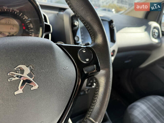 Сірий Пежо 108, об'ємом двигуна 1 л та пробігом 47 тис. км за 9250 $, фото 24 на Automoto.ua