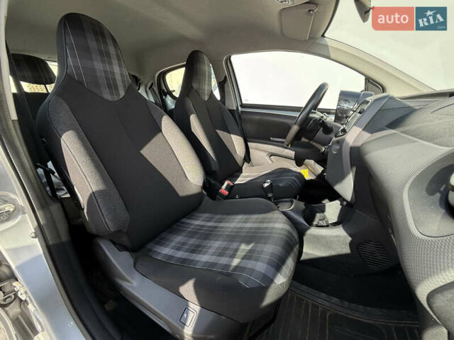 Сірий Пежо 108, об'ємом двигуна 1 л та пробігом 47 тис. км за 9250 $, фото 10 на Automoto.ua