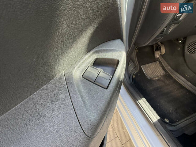 Сірий Пежо 108, об'ємом двигуна 1 л та пробігом 47 тис. км за 9250 $, фото 13 на Automoto.ua