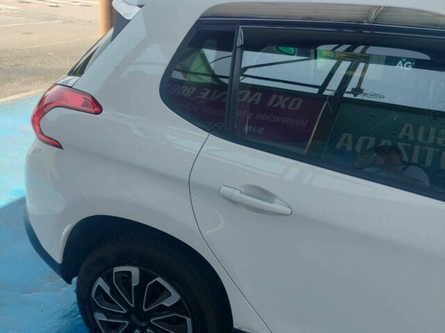 Белый Пежо 2008, объемом двигателя 1.2 л и пробегом 130 тыс. км за 6967 $, фото 4 на Automoto.ua