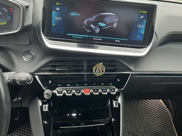 Белый Пежо 2008, объемом двигателя 0 л и пробегом 67 тыс. км за 367 $, фото 18 на Automoto.ua