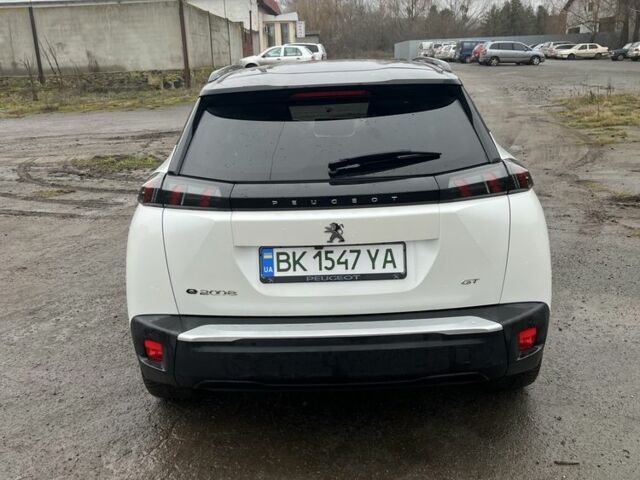 Белый Пежо 2008, объемом двигателя 0 л и пробегом 67 тыс. км за 367 $, фото 1 на Automoto.ua