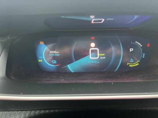 Белый Пежо 2008, объемом двигателя 0 л и пробегом 67 тыс. км за 367 $, фото 6 на Automoto.ua