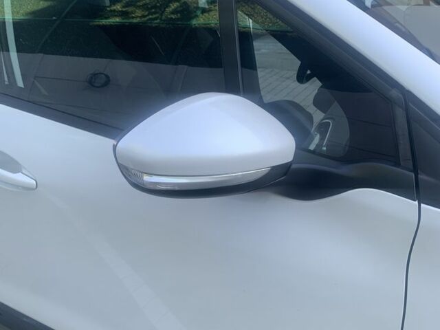 Белый Пежо 2008, объемом двигателя 1.2 л и пробегом 171 тыс. км за 8000 $, фото 6 на Automoto.ua