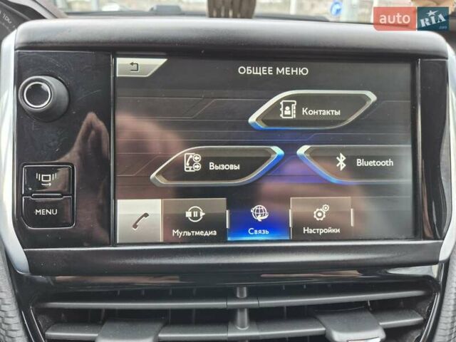 Пежо 2008 2014 у Івано-Франківську на Automoto.ua Білий Пежо 2008, об'ємом двигуна 1.2 л та пробігом 84 тис. км за 9999 $, фото 37 на Automoto.ua