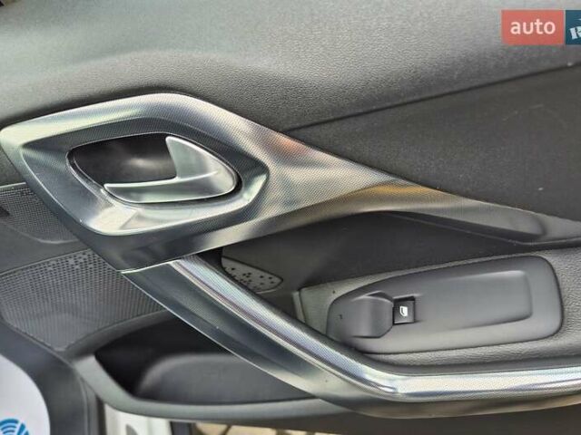 Пежо 2008 2014 у Івано-Франківську на Automoto.ua Білий Пежо 2008, об'ємом двигуна 1.2 л та пробігом 84 тис. км за 9999 $, фото 55 на Automoto.ua