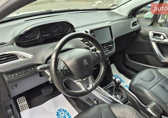 Пежо 2008 2014 у Івано-Франківську на Automoto.ua Білий Пежо 2008, об'ємом двигуна 1.2 л та пробігом 84 тис. км за 9999 $, фото 28 на Automoto.ua