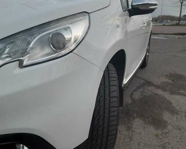 Белый Пежо 2008, объемом двигателя 1.6 л и пробегом 168 тыс. км за 10300 $, фото 6 на Automoto.ua