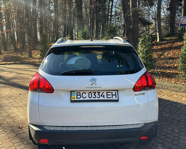 Белый Пежо 2008, объемом двигателя 1.2 л и пробегом 121 тыс. км за 9900 $, фото 2 на Automoto.ua