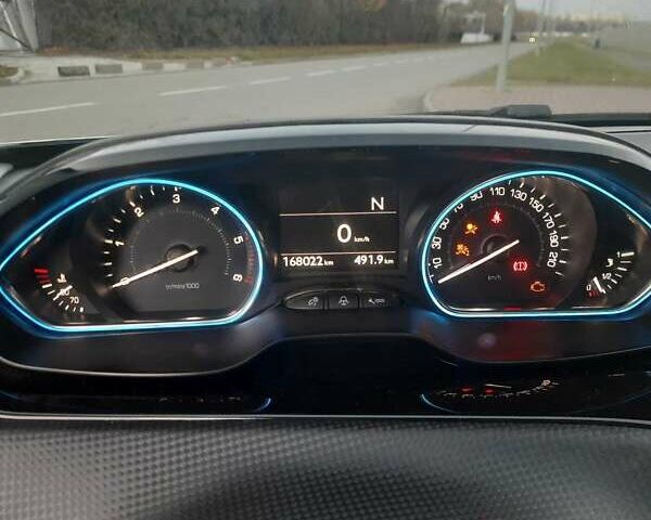 Белый Пежо 2008, объемом двигателя 1.6 л и пробегом 168 тыс. км за 10300 $, фото 9 на Automoto.ua