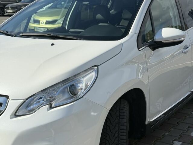 Белый Пежо 2008, объемом двигателя 1.2 л и пробегом 174 тыс. км за 6900 $, фото 6 на Automoto.ua