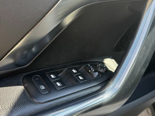 Белый Пежо 2008, объемом двигателя 1.2 л и пробегом 174 тыс. км за 6900 $, фото 15 на Automoto.ua