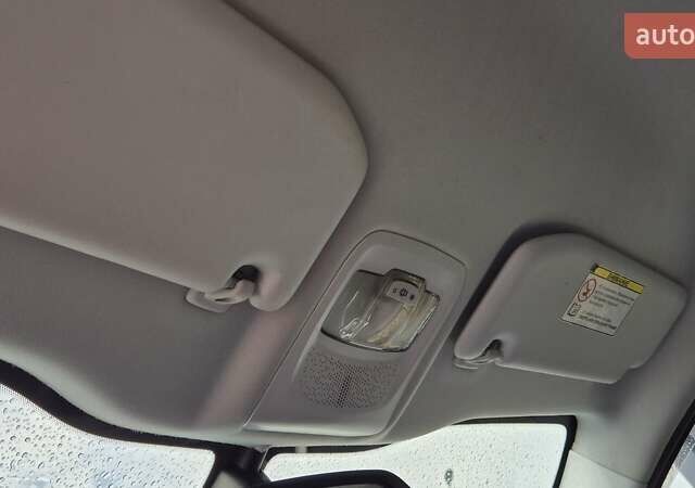 Білий Пежо 2008, об'ємом двигуна 1.2 л та пробігом 84 тис. км за 9999 $, фото 39 на Automoto.ua