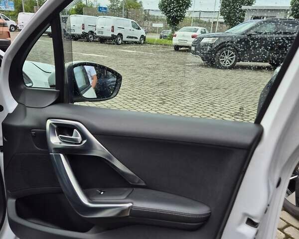 Пежо 2008 2014 у Івано-Франківську на Automoto.ua Білий Пежо 2008, об'ємом двигуна 1.2 л та пробігом 84 тис. км за 9999 $, фото 54 на Automoto.ua