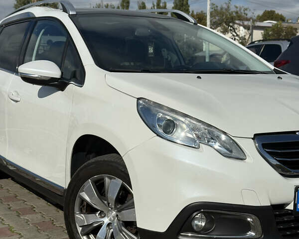 Белый Пежо 2008, объемом двигателя 1.2 л и пробегом 174 тыс. км за 6900 $, фото 3 на Automoto.ua