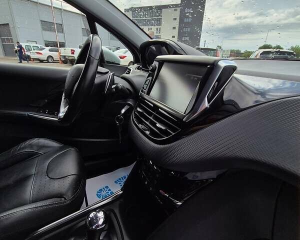 Пежо 2008 2014 у Івано-Франківську на Automoto.ua Білий Пежо 2008, об'ємом двигуна 1.2 л та пробігом 84 тис. км за 9999 $, фото 58 на Automoto.ua