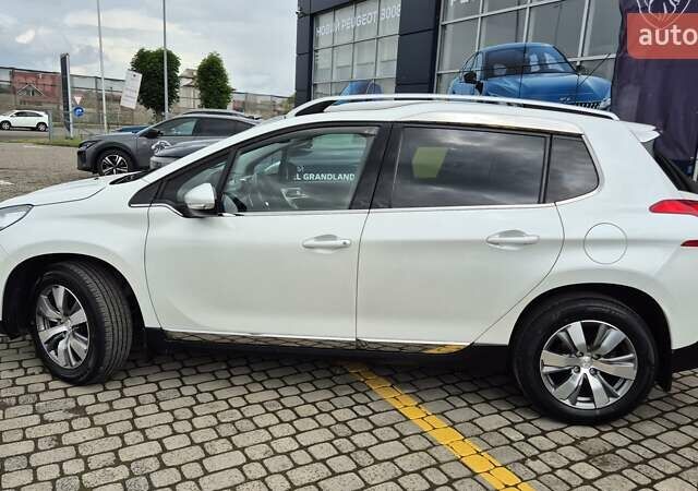 Пежо 2008 2014 у Івано-Франківську на Automoto.ua Білий Пежо 2008, об'ємом двигуна 1.2 л та пробігом 84 тис. км за 9999 $, фото 5 на Automoto.ua