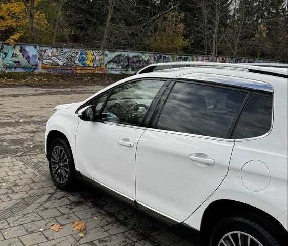 Пежо 2008 2014 у Львові на Automoto.ua Білий Пежо 2008, об'ємом двигуна 1.6 л та пробігом 120 тис. км за 8700 $, фото 8 на Automoto.ua