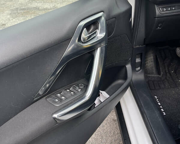 Белый Пежо 2008, объемом двигателя 1.6 л и пробегом 139 тыс. км за 9777 $, фото 17 на Automoto.ua