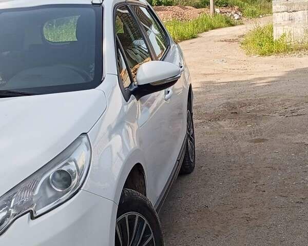 Білий Пежо 2008, об'ємом двигуна 1.56 л та пробігом 271 тис. км за 10240 $, фото 19 на Automoto.ua