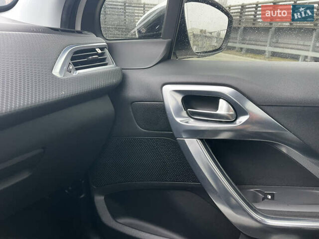 Белый Пежо 2008, объемом двигателя 1.6 л и пробегом 173 тыс. км за 11900 $, фото 23 на Automoto.ua