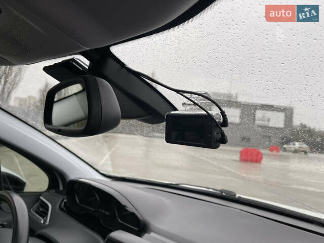 Белый Пежо 2008, объемом двигателя 1.6 л и пробегом 173 тыс. км за 11900 $, фото 31 на Automoto.ua