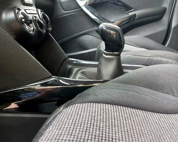 Білий Пежо 2008, об'ємом двигуна 1.56 л та пробігом 271 тис. км за 10240 $, фото 50 на Automoto.ua