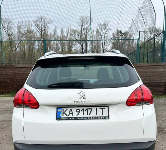 Білий Пежо 2008, об'ємом двигуна 1.2 л та пробігом 202 тис. км за 8500 $, фото 3 на Automoto.ua