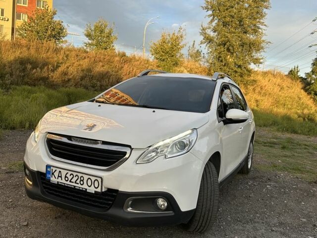 Пежо 2008 2016 у Києві на Automoto.ua Білий Пежо 2008, об'ємом двигуна 1.2 л та пробігом 180 тис. км за 6500 $, фото 1 на Automoto.ua
