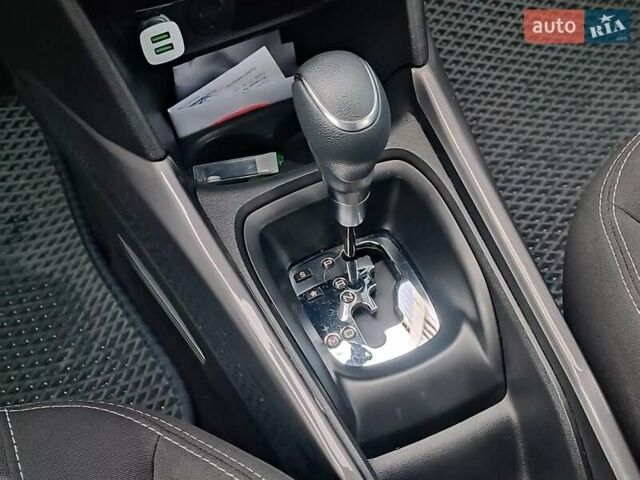 Белый Пежо 2008, объемом двигателя 1.2 л и пробегом 79 тыс. км за 11990 $, фото 15 на Automoto.ua