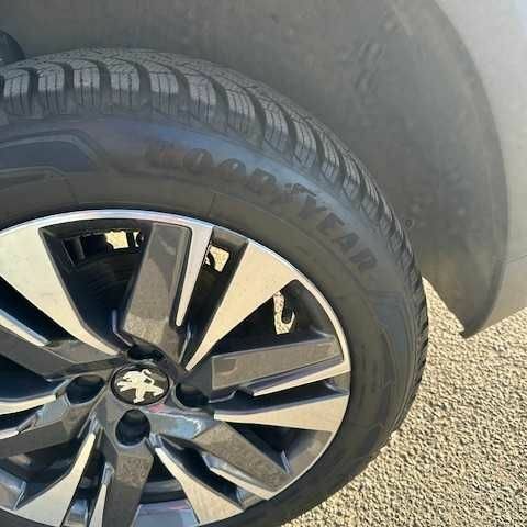 Белый Пежо 2008, объемом двигателя 1.2 л и пробегом 75 тыс. км за 10953 $, фото 6 на Automoto.ua