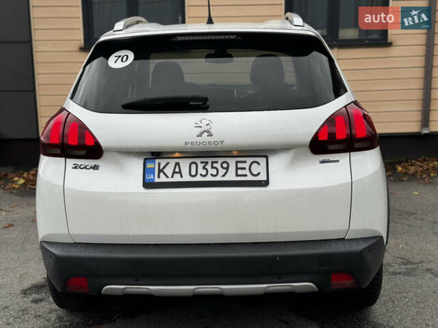 Пежо 2008 2017 в Киеве на Automoto.ua Белый Пежо 2008, объемом двигателя 1.2 л и пробегом 83 тыс. км за 11600 $, фото 14 на Automoto.ua