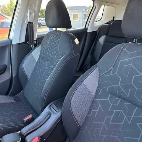 Белый Пежо 2008, объемом двигателя 1.2 л и пробегом 75 тыс. км за 10953 $, фото 4 на Automoto.ua