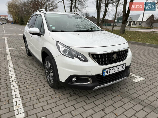 Белый Пежо 2008, объемом двигателя 1.2 л и пробегом 67 тыс. км за 14300 $, фото 2 на Automoto.ua
