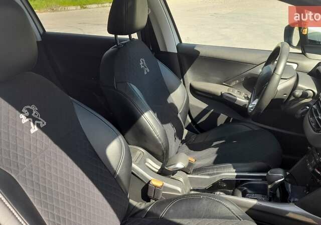 Білий Пежо 2008, об'ємом двигуна 1.2 л та пробігом 98 тис. км за 13000 $, фото 11 на Automoto.ua