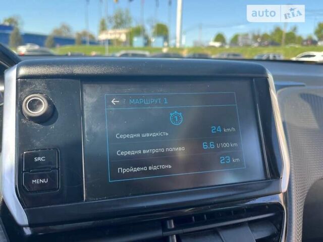 Белый Пежо 2008, объемом двигателя 1.2 л и пробегом 209 тыс. км за 12800 $, фото 25 на Automoto.ua