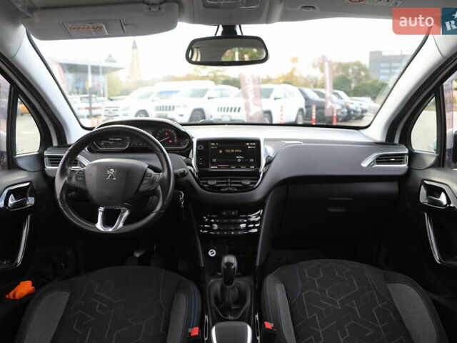 Белый Пежо 2008, объемом двигателя 1.2 л и пробегом 69 тыс. км за 11500 $, фото 11 на Automoto.ua